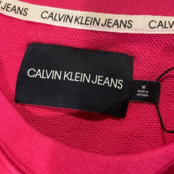 Calvin Klein crop top - Picture 6 of 6